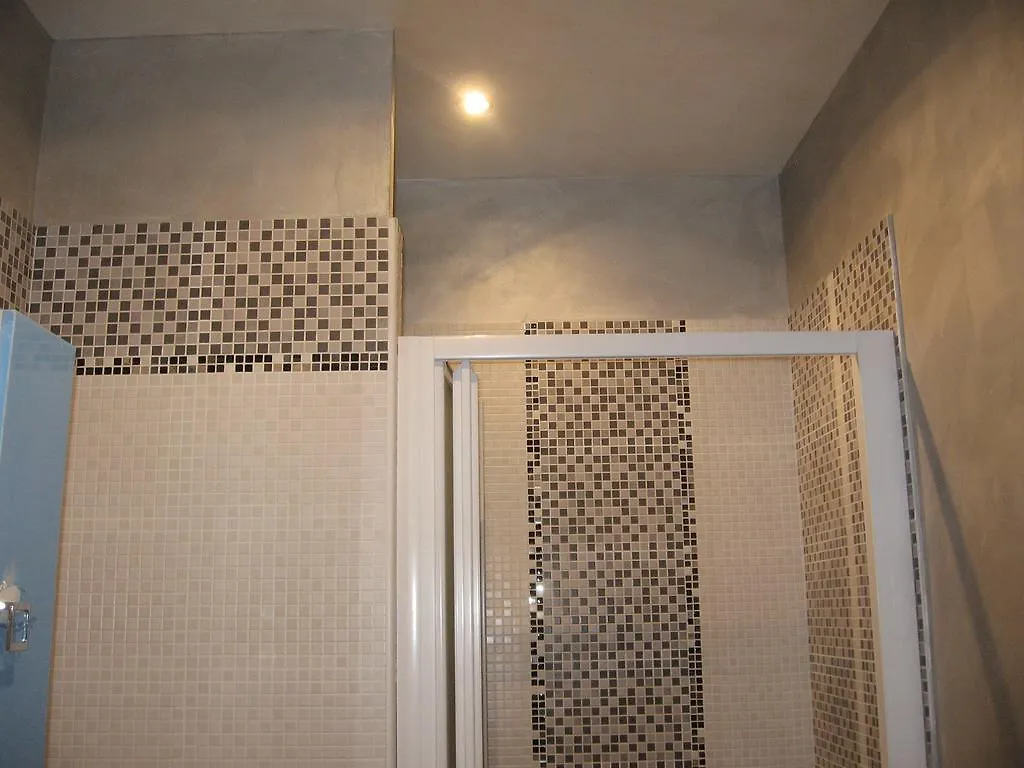 Golden Dreams Bed & Breakfast Bari